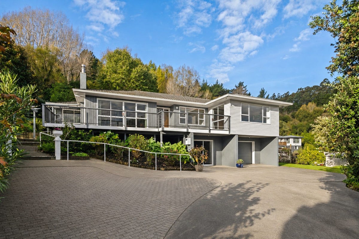 57 Seddon Crescent, Whataupoko, Gisborne - Carousel 1