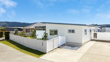 5 Northcoast Place, Mangawhai Heads, Mangawhai - Carousel 1
