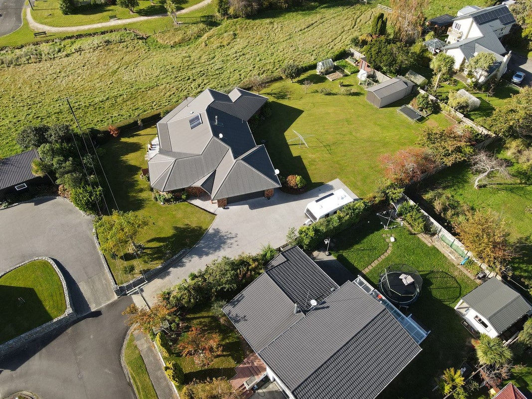 7 Melody Place, Marton, Marton - Carousel 2