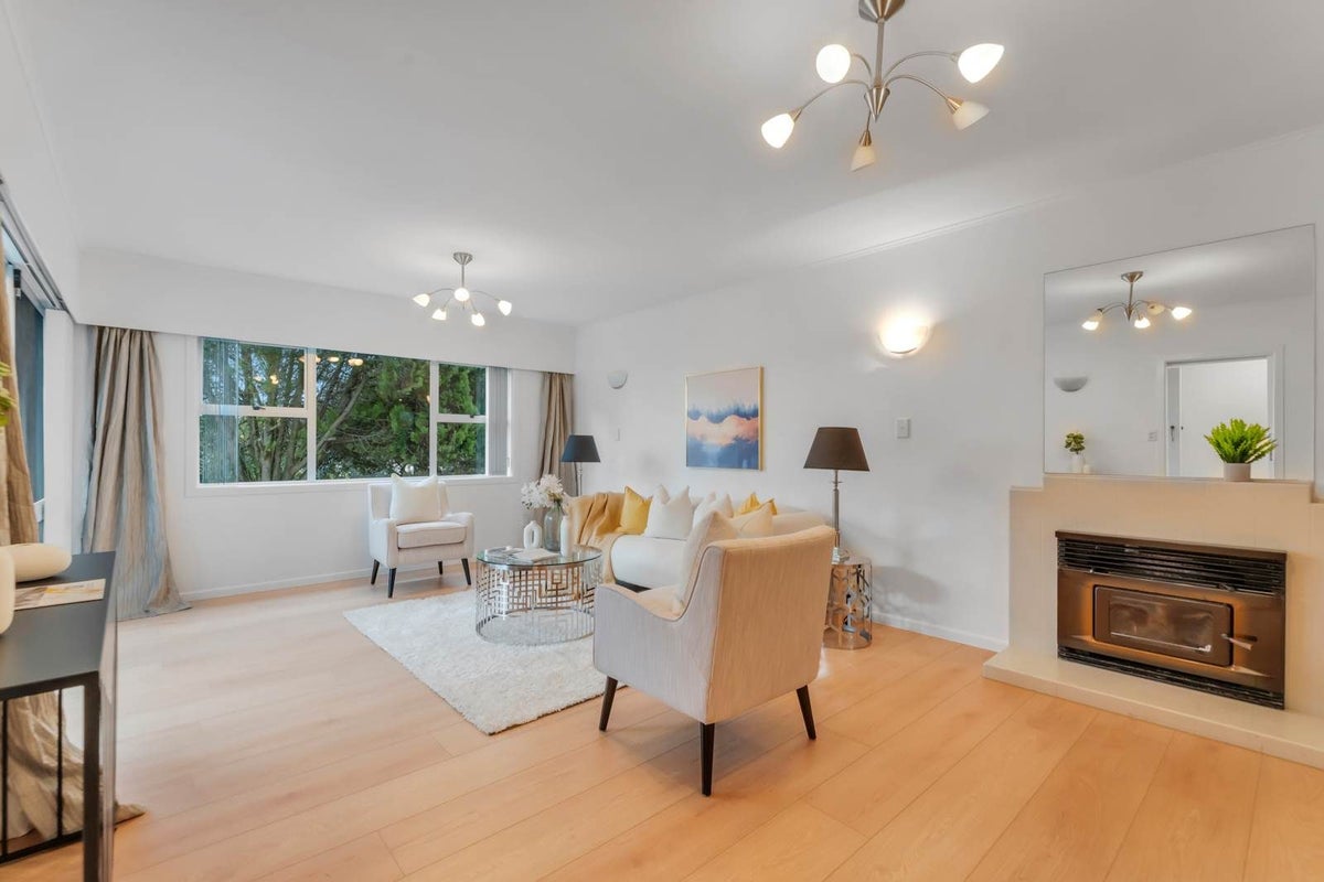 17 Kimber Hall Avenue, Mount Roskill, Auckland - Carousel 2