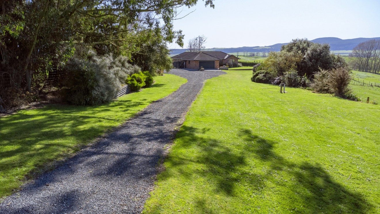 94 Baker Road, Whakamaru, Mangakino - Carousel 1