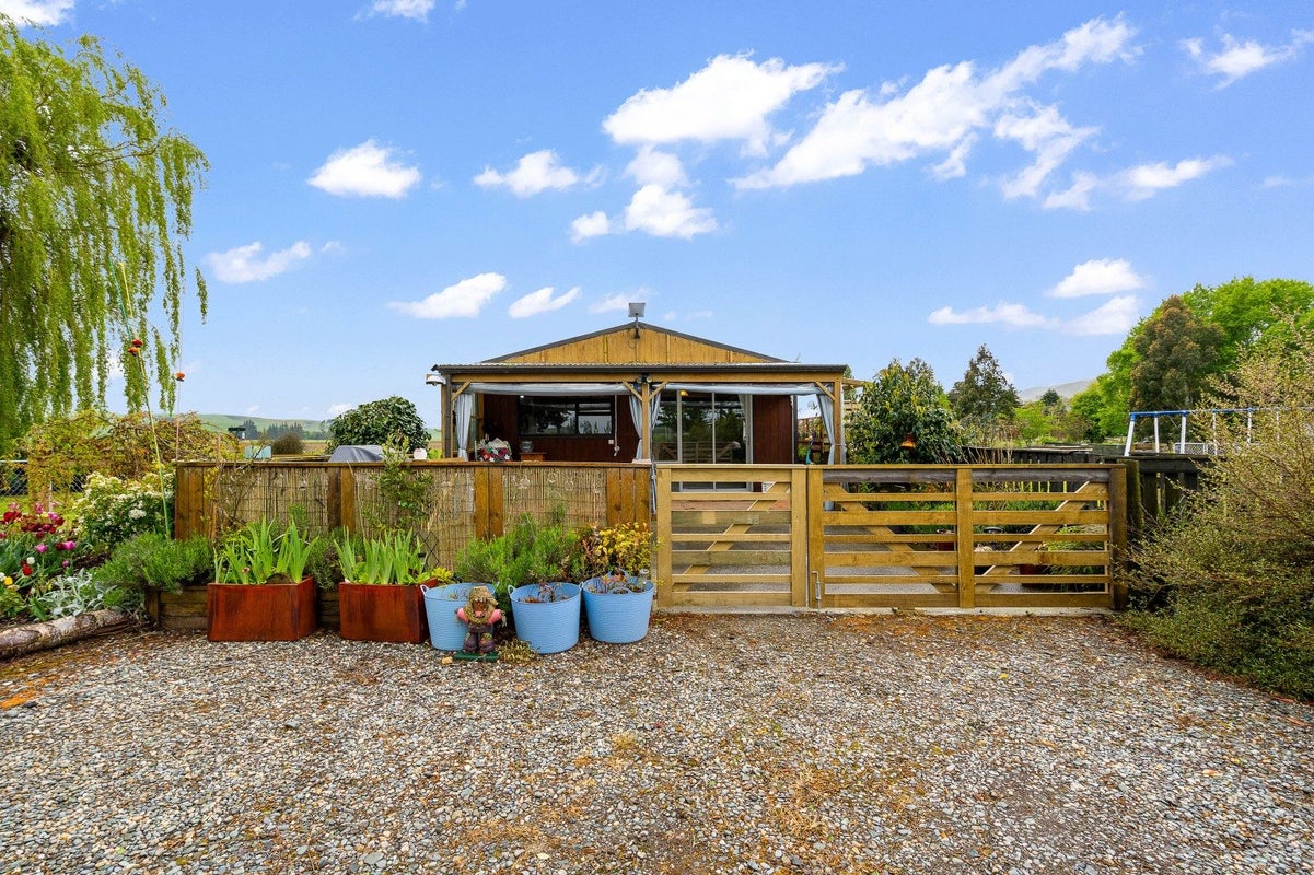 10 Freshford Plains Station Road, Freshford, Gore - Carousel 2