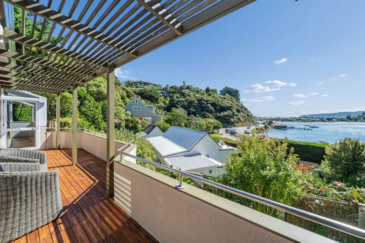 88A Paremata Road, Paremata, Porirua - Carousel 2