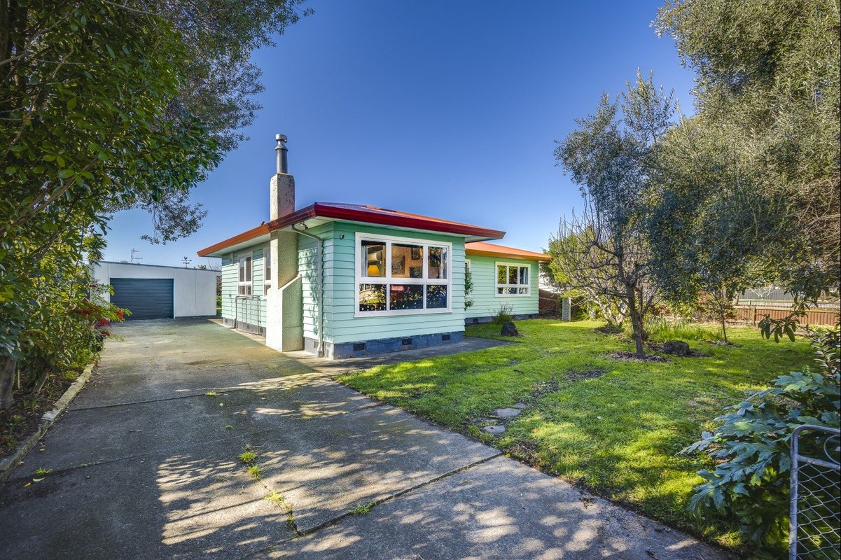 11 Downing Avenue, Pirimai, Napier - Carousel 1