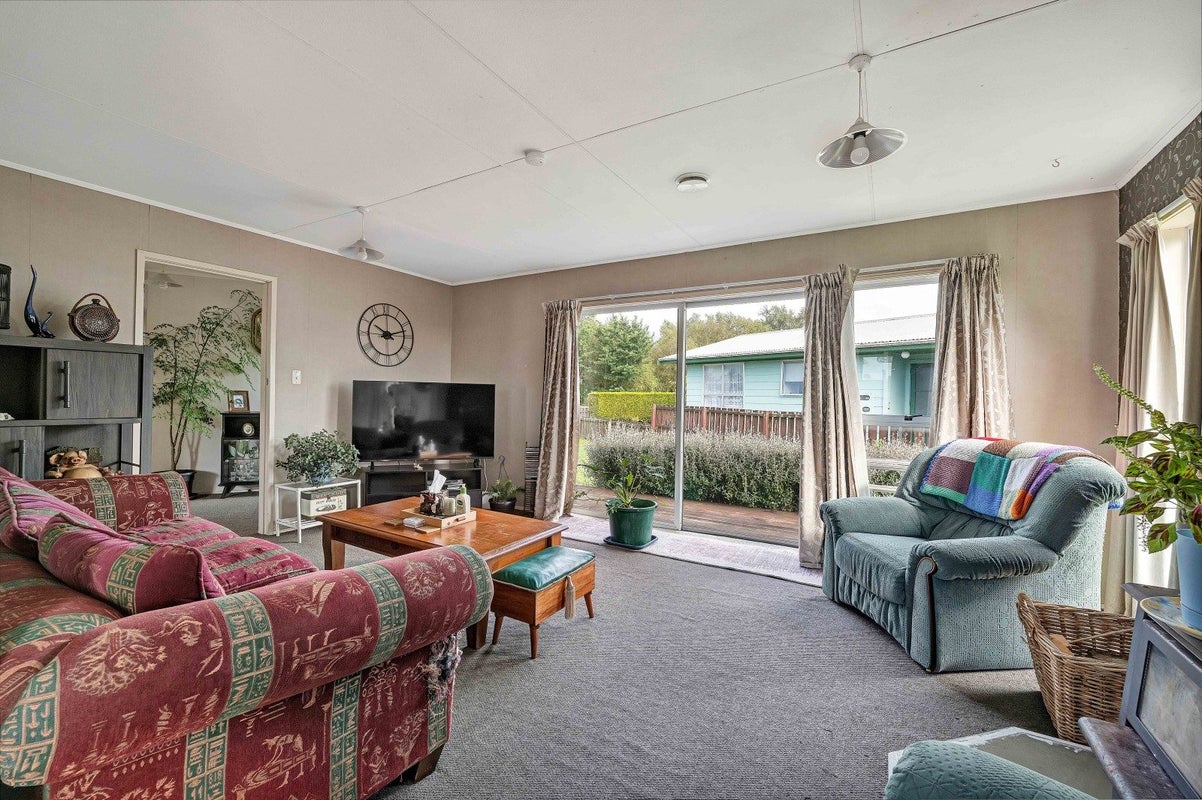 152 Brecon Road, Stratford, Stratford - Carousel 2