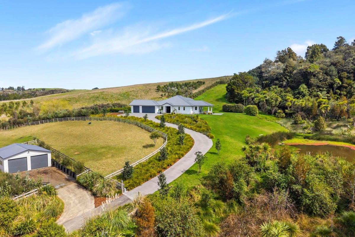 108 Tender Road, Albany - Carousel 1