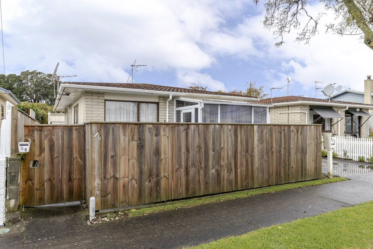 1/6 Hoyle Place, New Plymouth, New Plymouth - Carousel 27