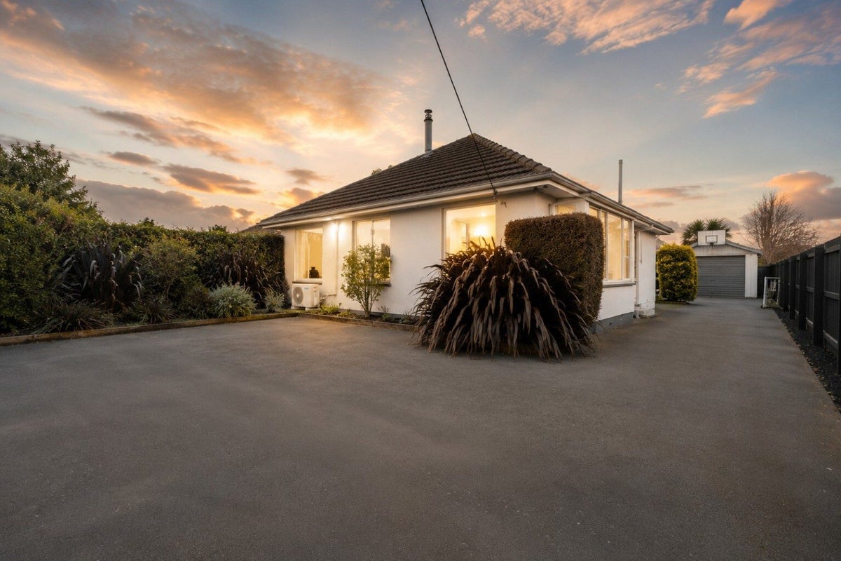 95 Springs Road, Hornby, Christchurch - Carousel 1
