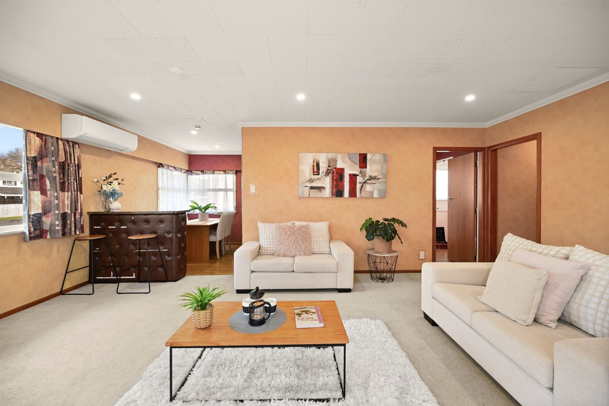 10 Fiona Place, Dinsdale, Hamilton - Carousel 2