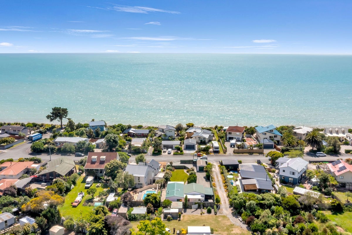 10 Broadsea Avenue, Ruby Bay, Mapua - Carousel 1