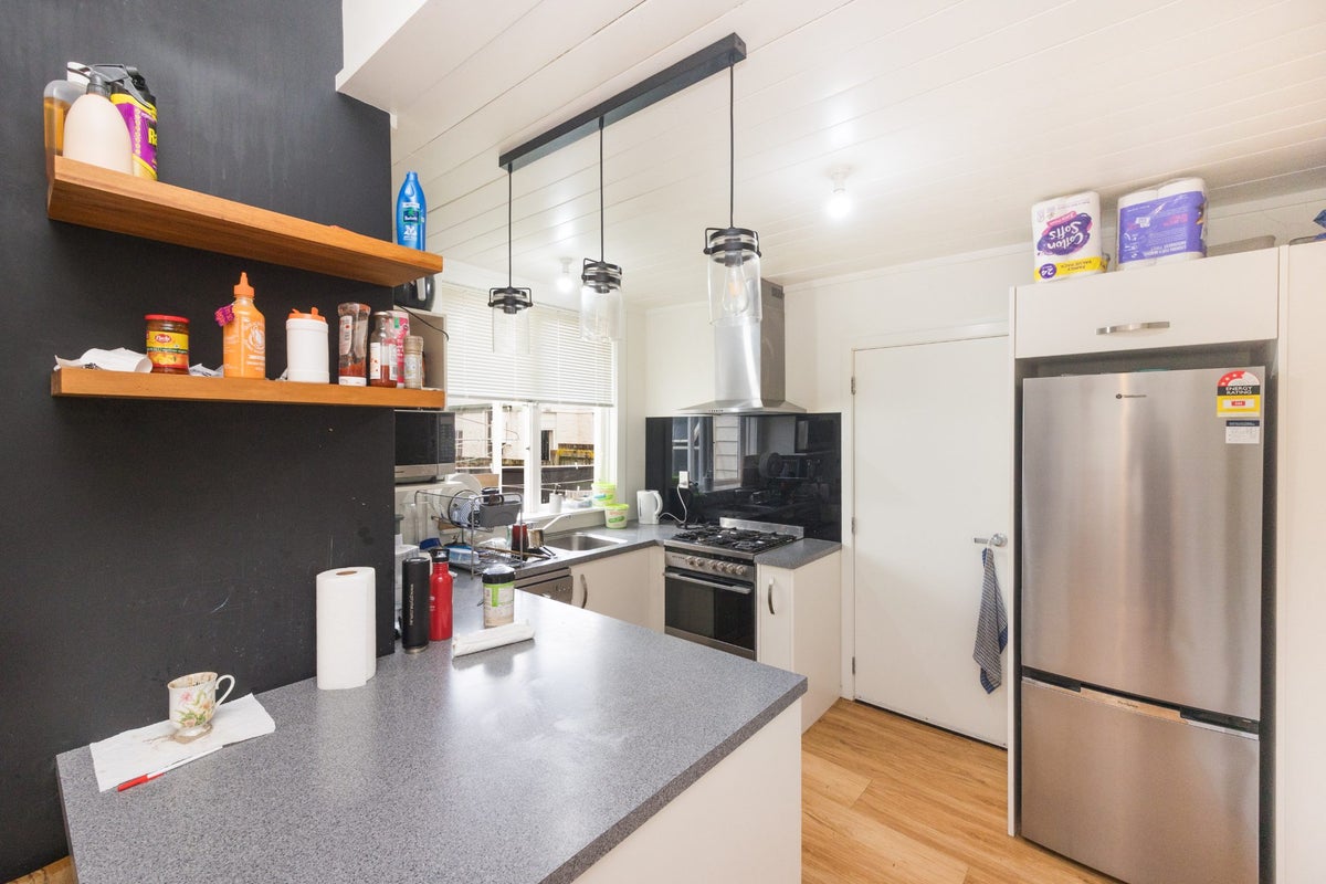 527 Ferguson Street, Palmerston North, Palmerston North - Carousel 2