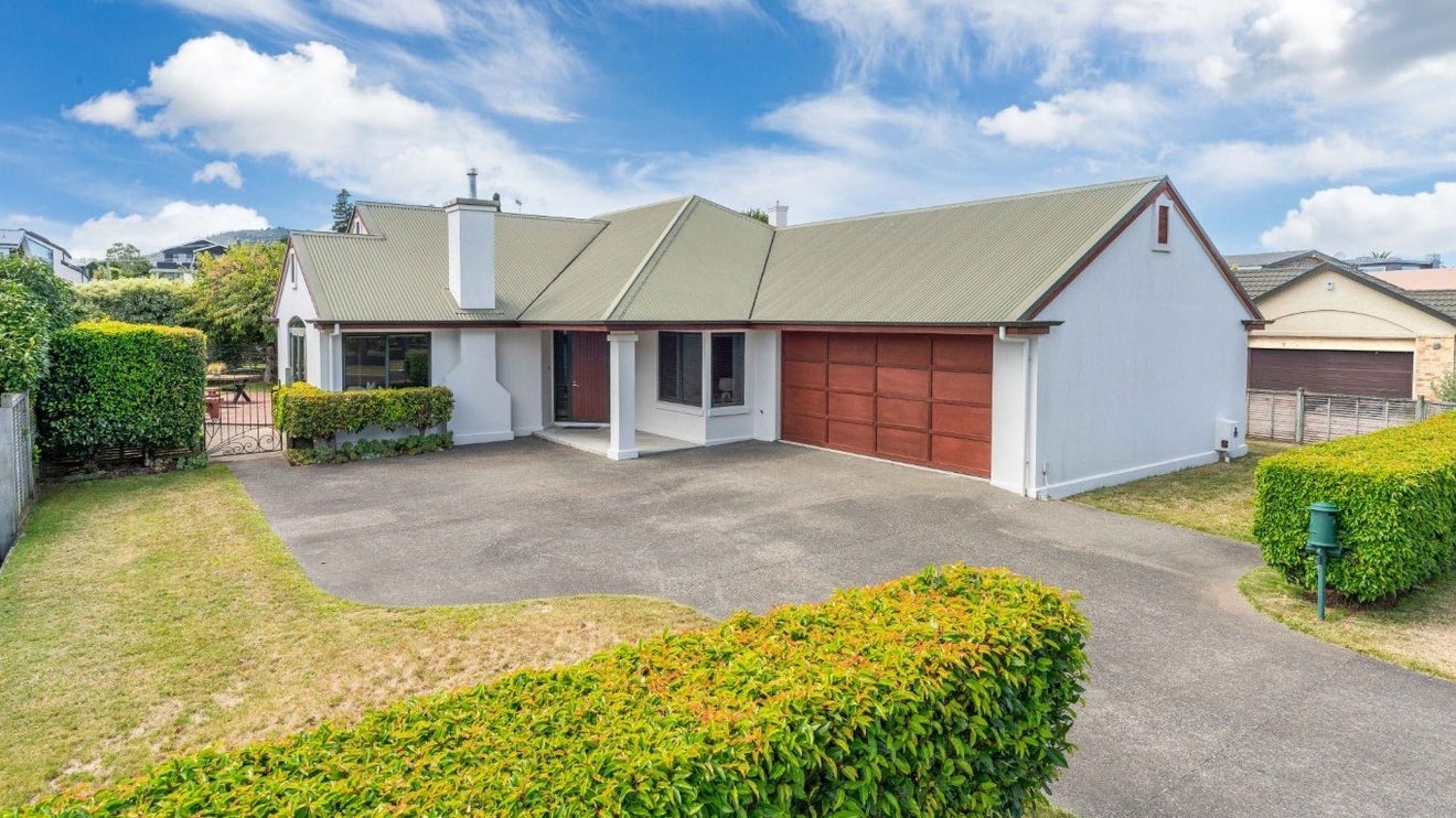 28 Kurupae Road, Hilltop, Taupo - Carousel 1