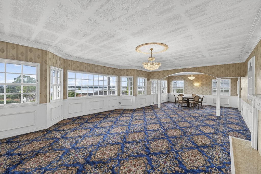 19 Vanessa Crescent, Glendowie, Auckland - Carousel 1