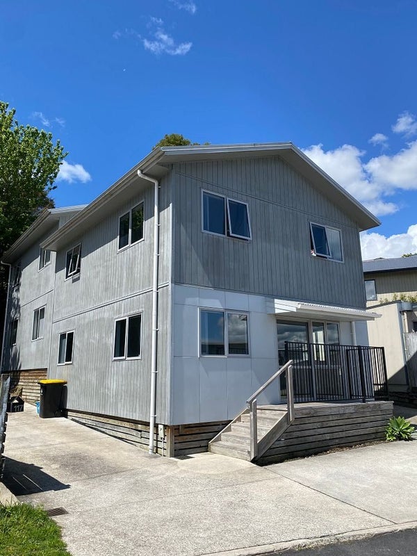 117 Watling Street, Gate Pa, Tauranga - Carousel 1
