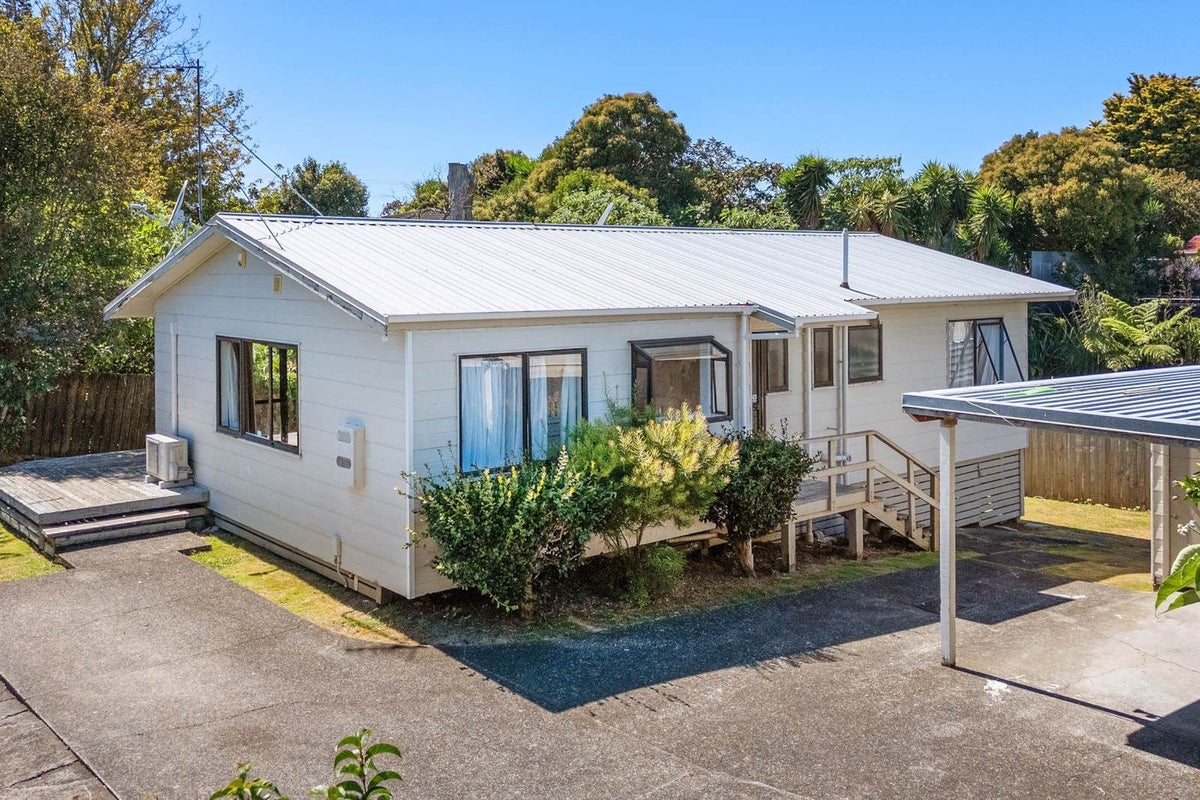 2/6 Esperanto Road, Papatoetoe, Manukau City, Auckland - Carousel 2
