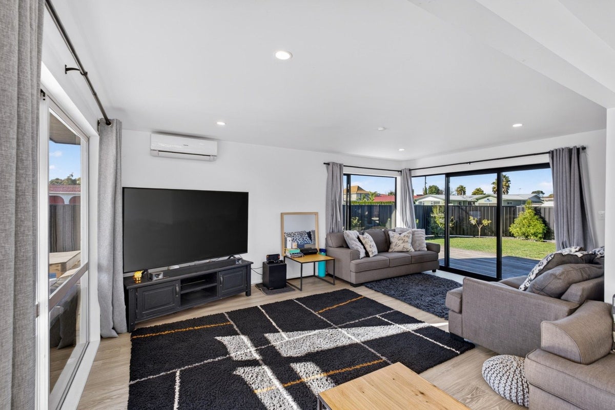 439 Kennedy Road, Pirimai, Napier - Carousel 1