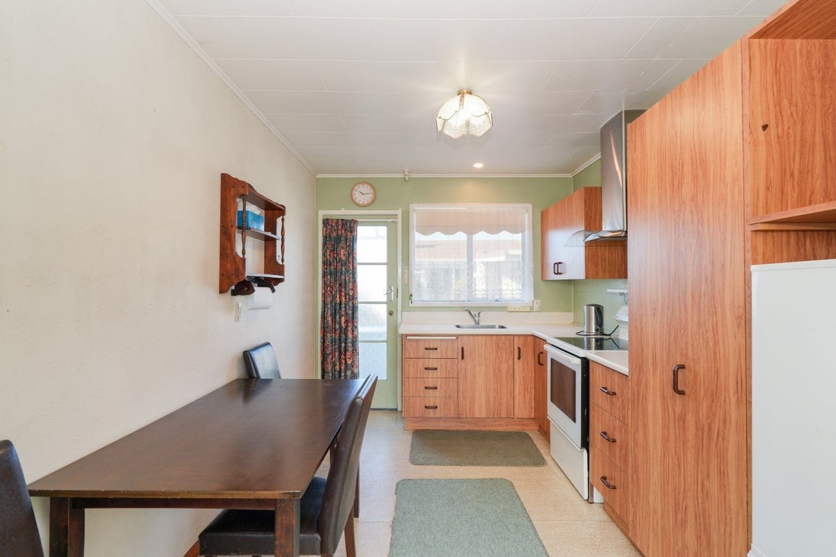 1/305 Herbert Street, Windsor, Invercargill - Carousel 2