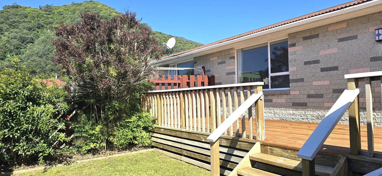 46A York Street, Picton, Picton - Carousel 1