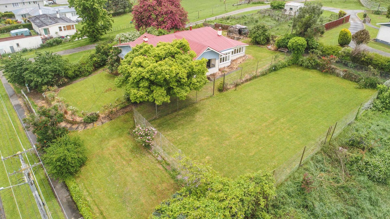 51/53 Goldfinch Street, Taihape, Taihape - Carousel 1