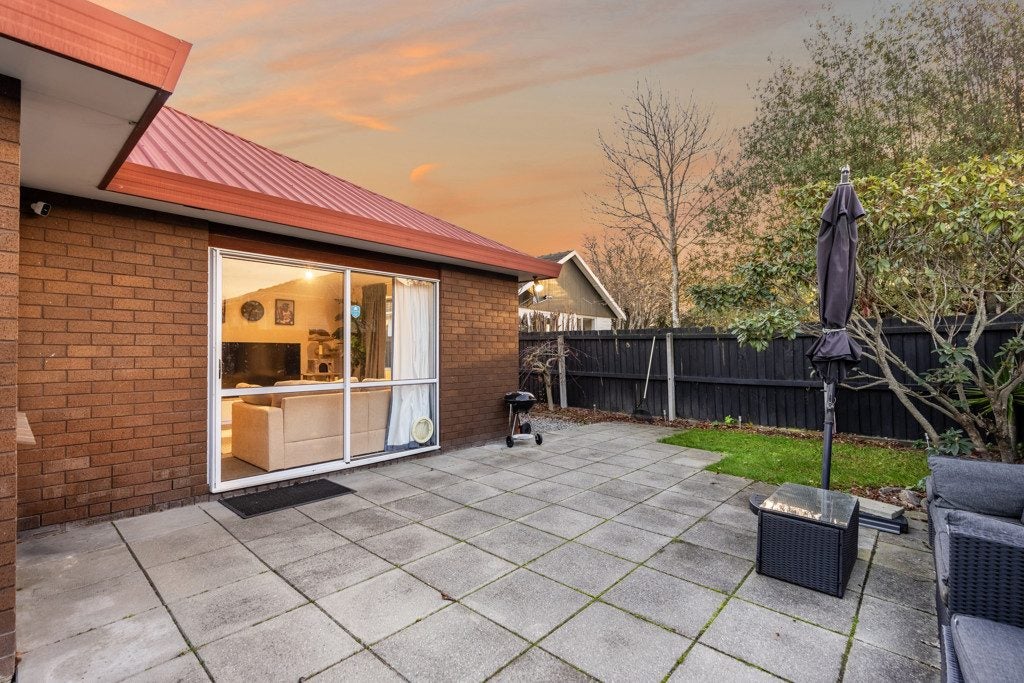 1/10 Argo Place, Casebrook, Christchurch - Carousel 1