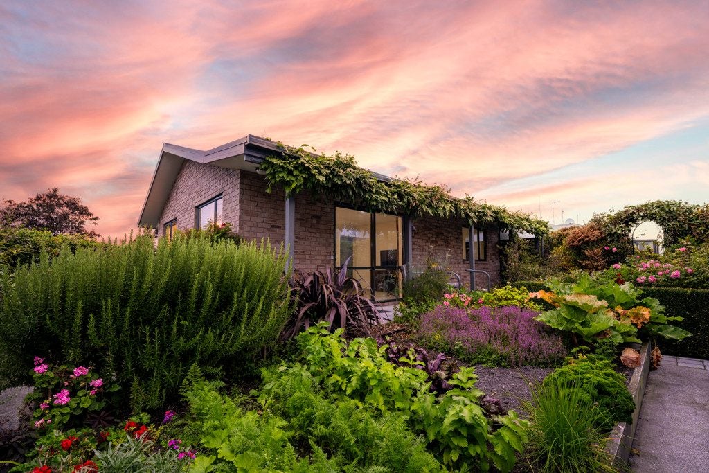 3/343 Church Street, West End, Timaru - Carousel 1