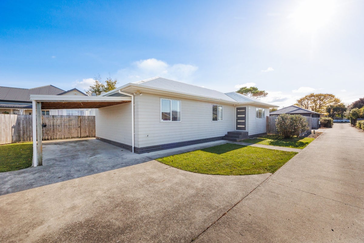 92E Sherwill Street West, Feilding, Feilding - Carousel 1