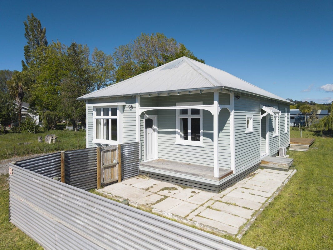 12 Nelson Street, Hawarden, Hawarden - Carousel 1