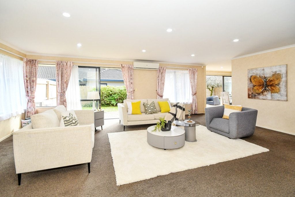 84 Redcastle Drive, East Tamaki, Auckland - Carousel 2