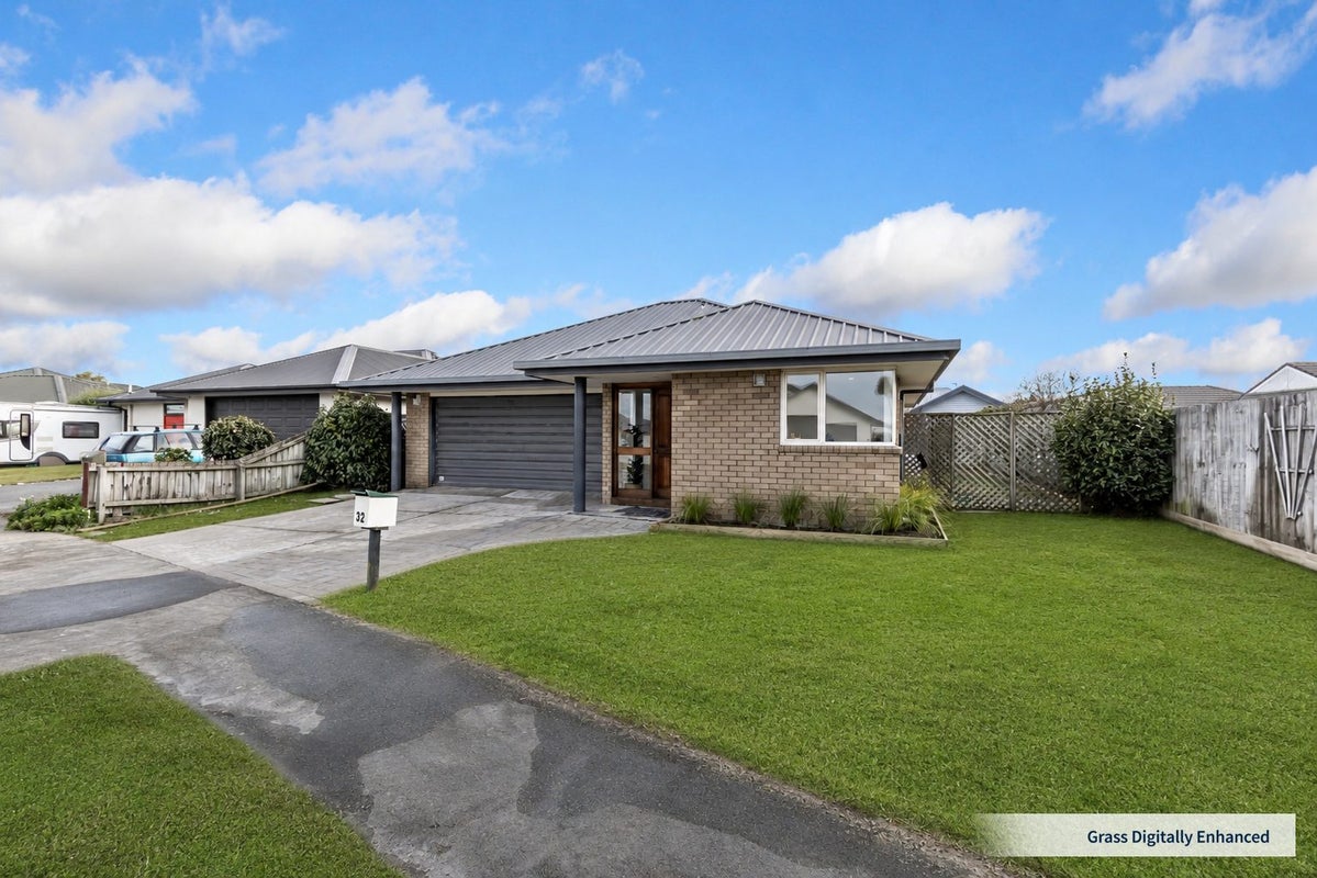 32 Surfers Place, North New Brighton, Christchurch - Carousel 1