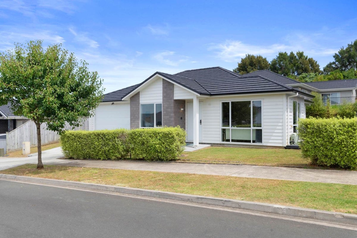 5 Rural View Terrace, Pukekohe, Pukekohe - Carousel 1