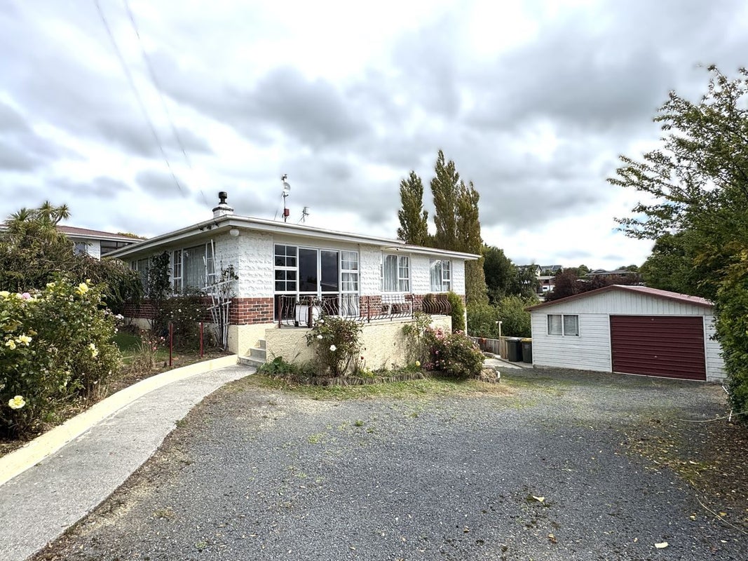 20 Christie Street, Balclutha - Carousel 1