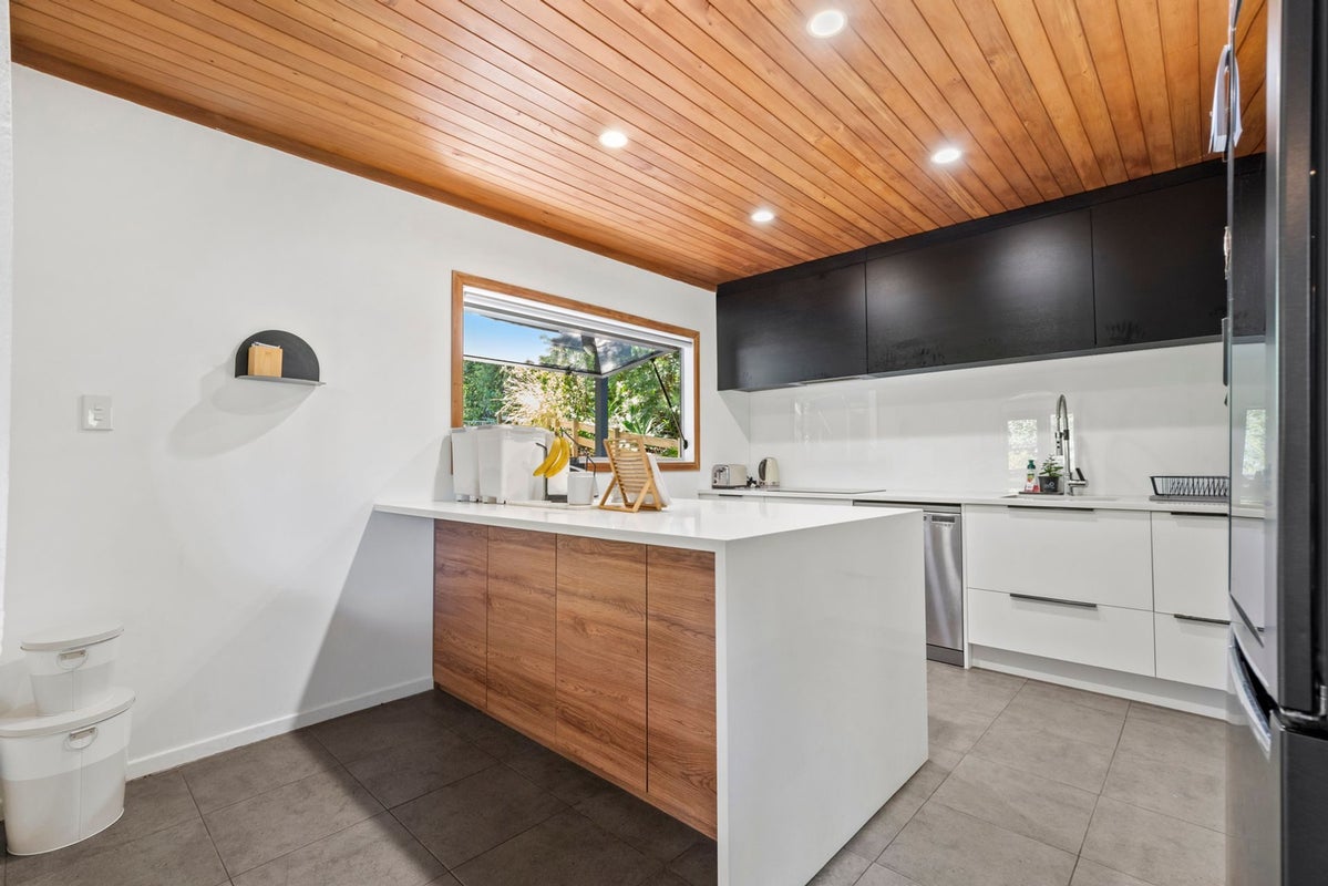 110 Attwood Road, Paremoremo, Auckland - Carousel 2