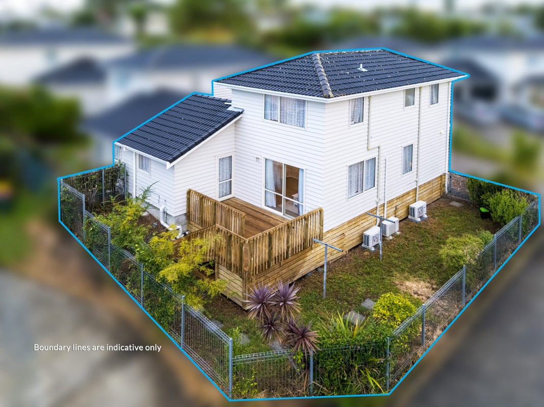 11 Manatu Lane, Kelston, Auckland - Carousel 2