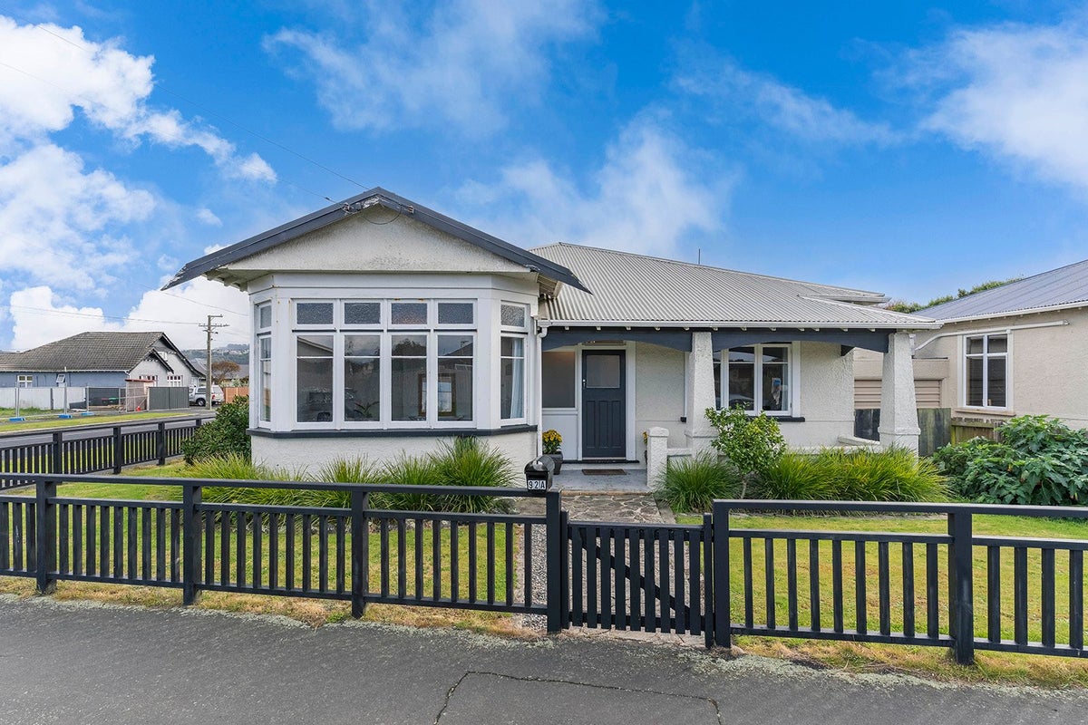92A Victoria Road, Saint Kilda, Dunedin - Carousel 1
