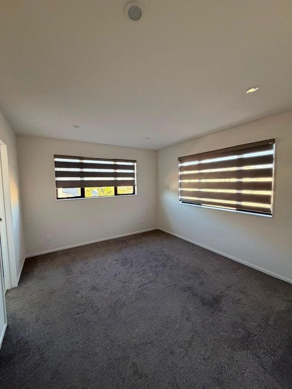 14 Elsted Place, Goodwood Heights, Auckland - Carousel 2