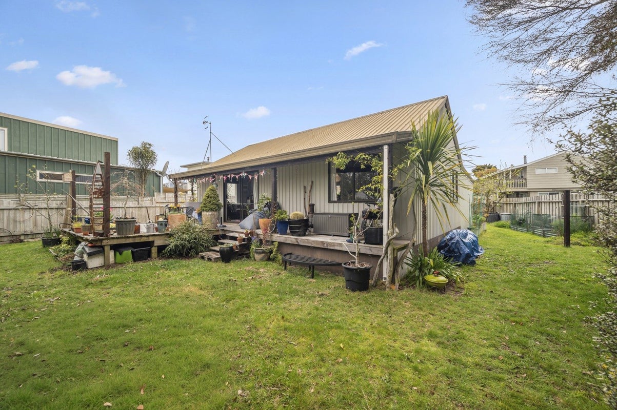 7 Kereru Street, Two Mile Bay, Taupo - Carousel 2