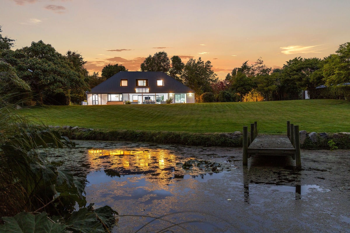 52 Johns Road, Belfast, Christchurch - Carousel 30