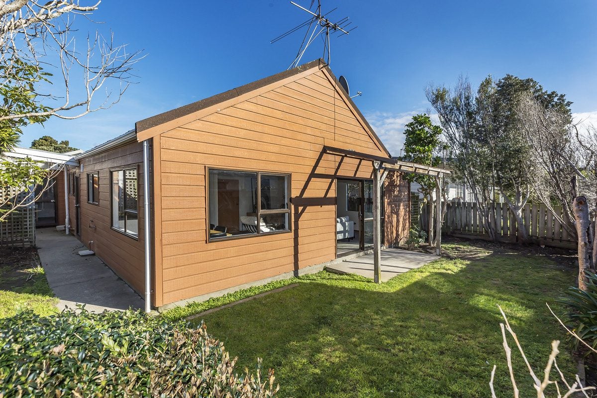 53B Rex Street, Miramar, Wellington - Carousel 1
