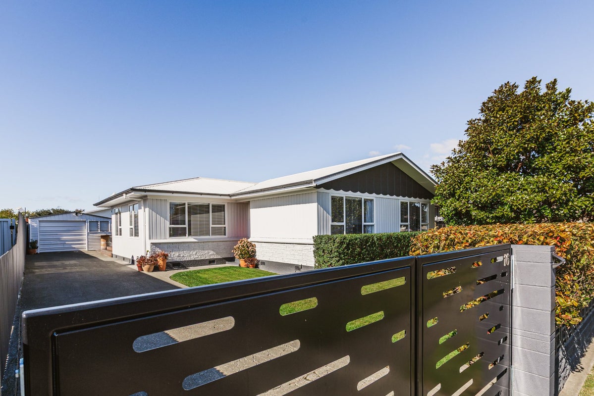 16 Foster Terrace, Onekawa, Napier - Carousel 27
