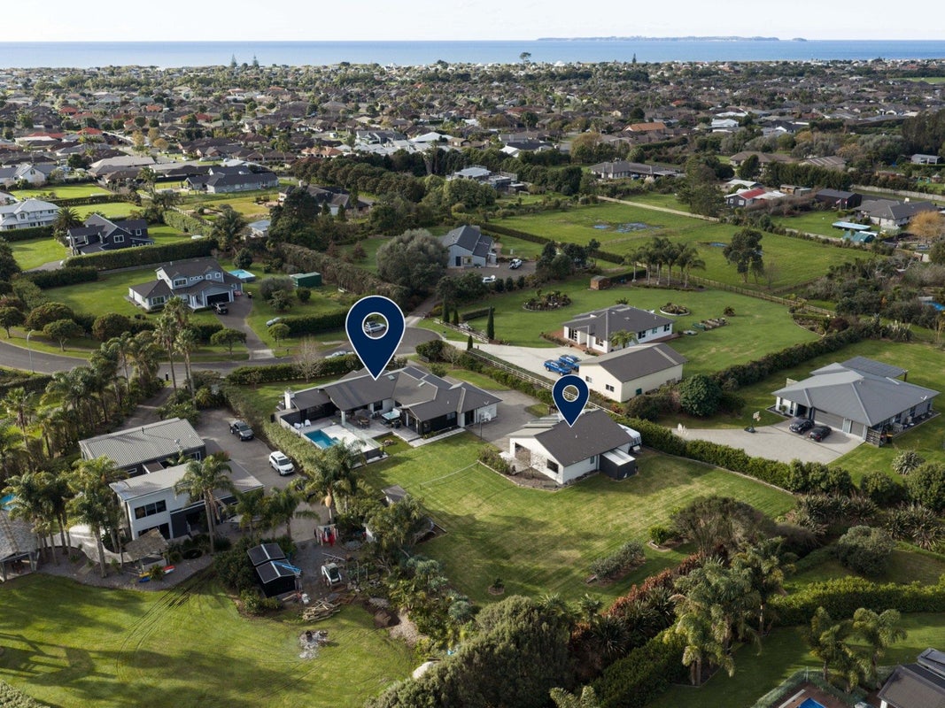 50 Royal Ascot Drive, Papamoa Beach, Te Puke - Carousel 2