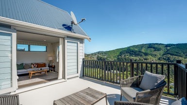 133 Pembroke Road, Wilton, Wellington - Carousel 1