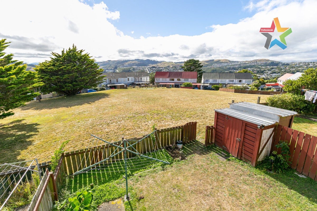 70 Cunliffe Street, Churton Park, Wellington - Carousel 14