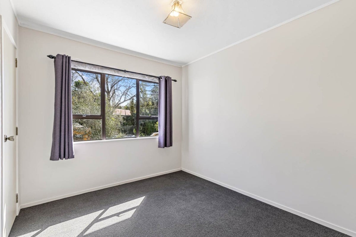 77 Gledstane Road, Stanmore Bay, Whangaparaoa - Carousel 23