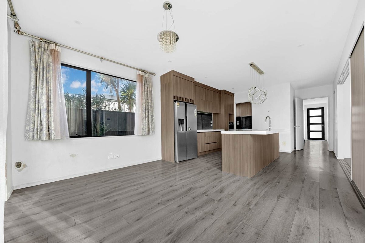 35 Greenfinch Road, Hobsonville, Auckland - Carousel 2