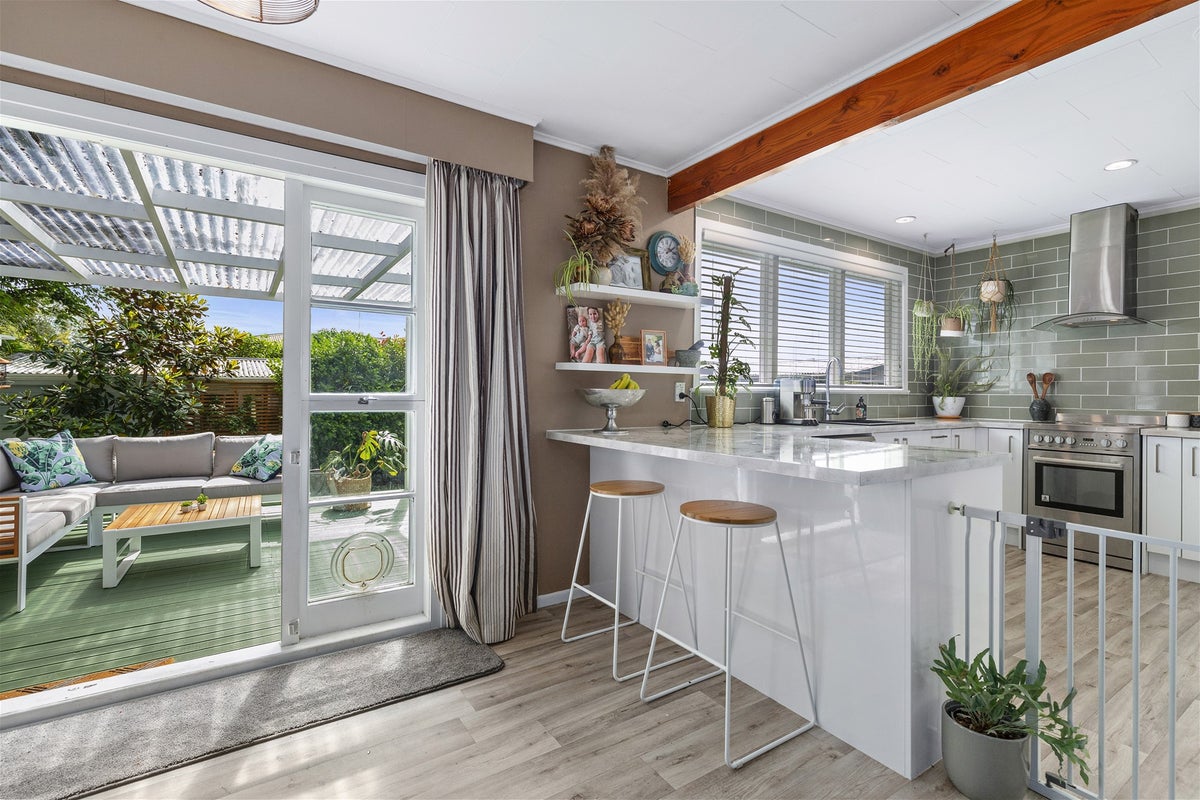 2 Bremridge Place, Melville, Hamilton - Carousel 2