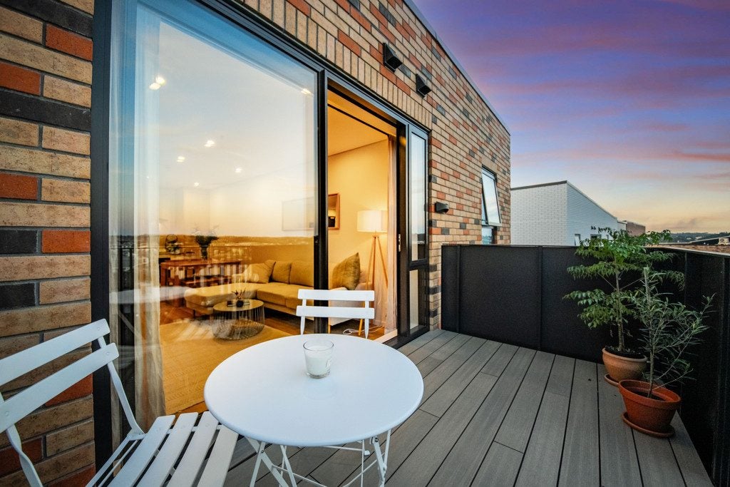 307/2 Rauroa Lane, Hobsonville, Waitakere City, Auckland - Carousel 2