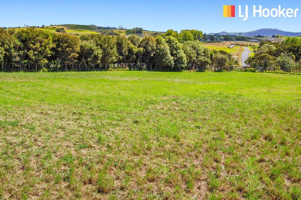 707 Settlement Road, Hakaru - Carousel 1