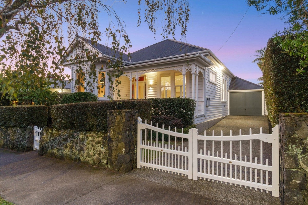 19 Bellwood Avenue, Mount Eden, Auckland - Carousel 2
