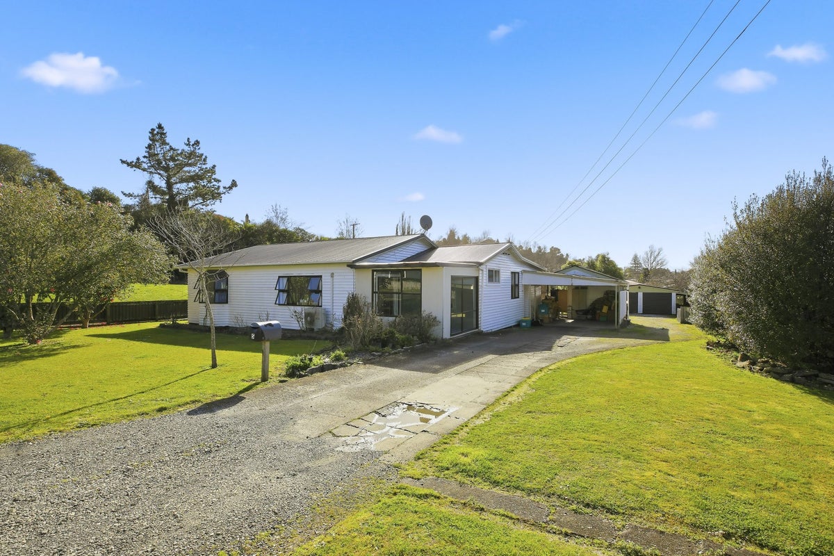 5 Lawlor Street, Te Kuiti - Carousel 1