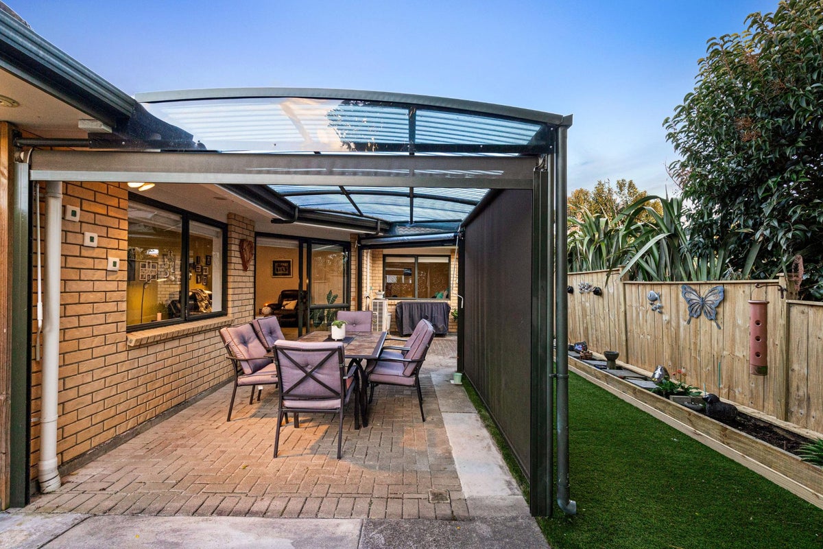 72A Farquhar Road, Glendene, Auckland - Carousel 2